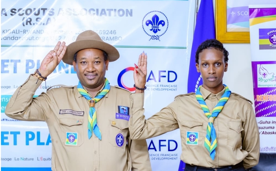 Bwiza yasinye amasezerano n'Abaskuti - AMAFOTO