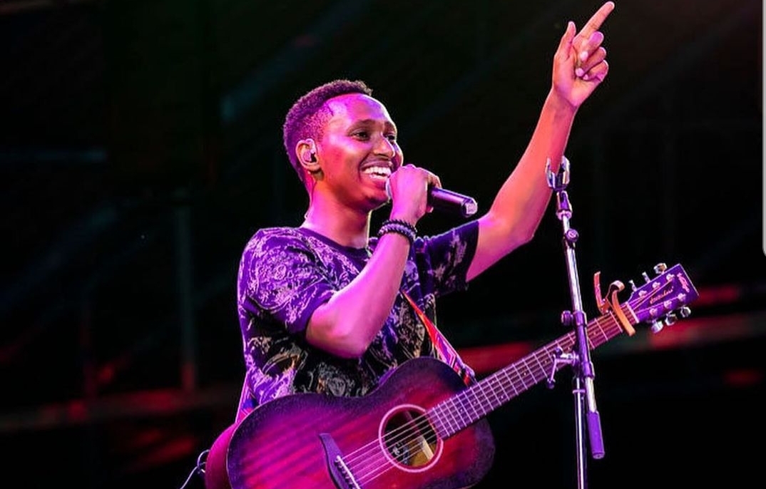 Israel Mbonyi azaririmba mu gitaramo cy'amateka 'Ewangelia Easter Celebration' kizabera muri BK Arena