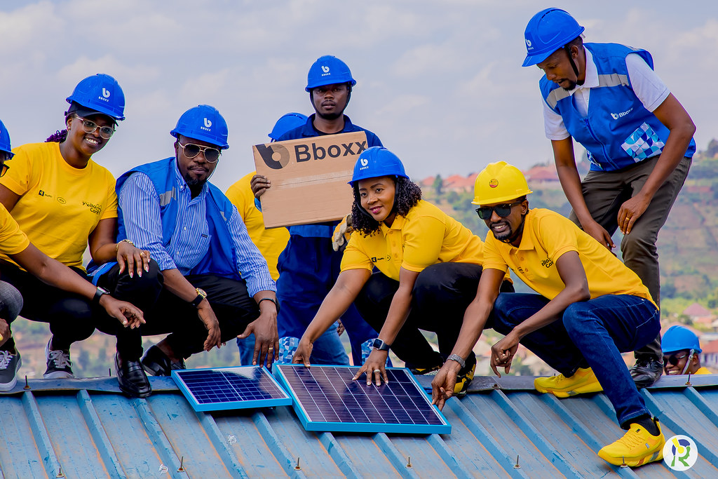 MTN yahaye ingufu z'umuriro ikigo cya G.S.Gateko cyari kibangamiwe n'umwijima - AMAFOTO