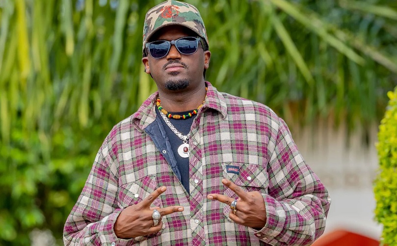 Riderman yahishuye uko yagerageje kuva mu muziki, umuryango ukahagoboka-VIDEO