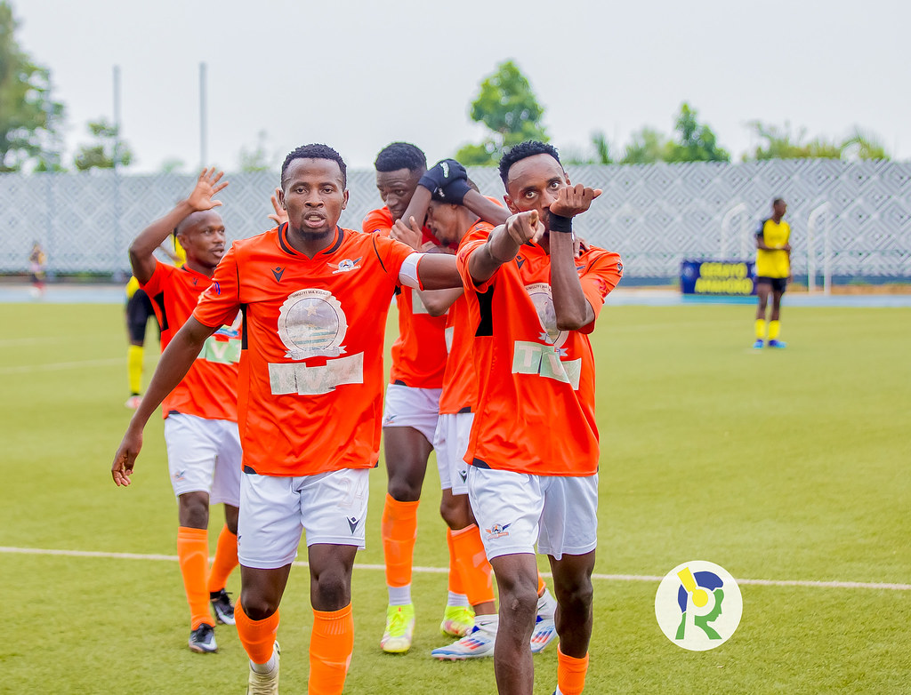 Mukura VS ishaka igikombe yatangiye ikubitwa na Gasogi United -AMAFOTO