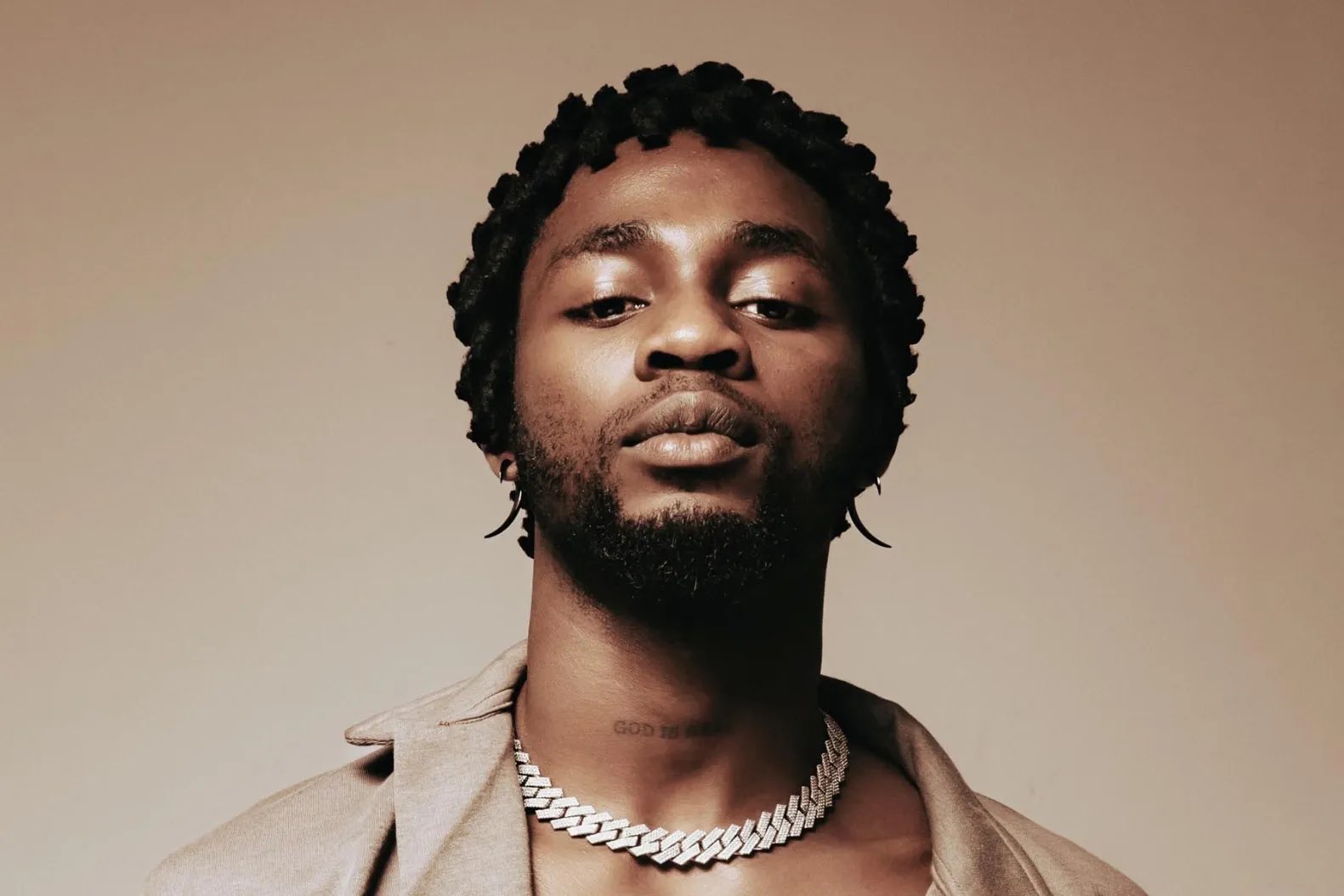 Omah Lay ategerejwe muri Ghana mu gitaramo cyo gusoza umwaka ...