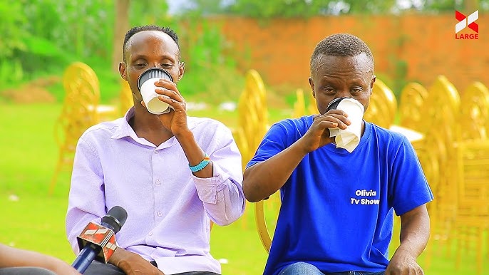 Batunzwe n’inzoga! Nzovu na Yaka baba ari ya mihini ivunikira imyuko?