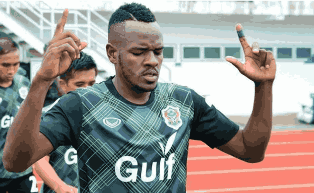 Uko Chelsea FC yigeze kwifuza umukinnyi w'umunyarwanda