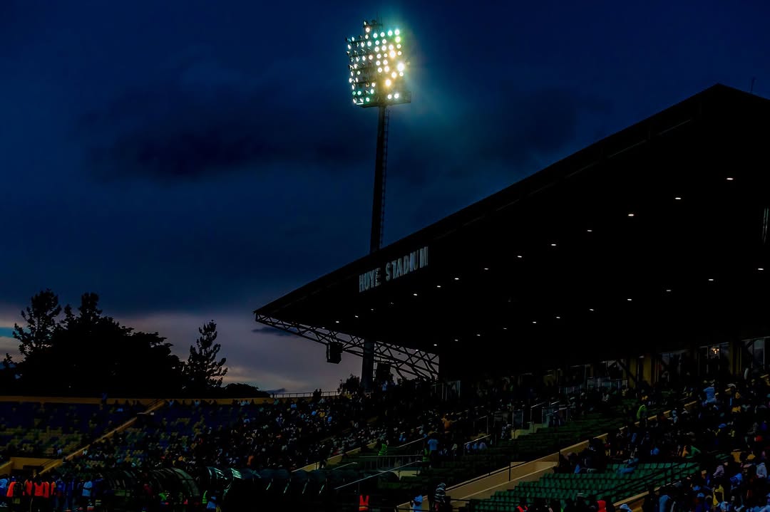 Umukino wa Mukura VS na Rayon Sports wasubitswe utarangiye kubera ikibazo cy'amatara "