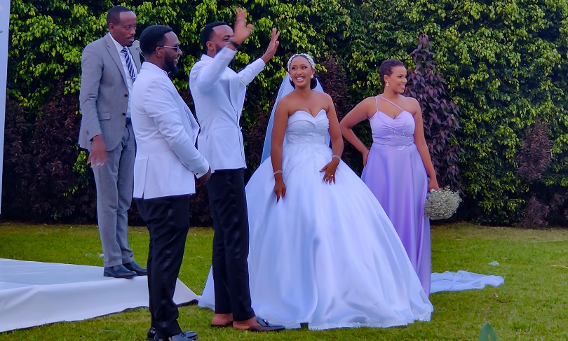 Zaba zirara zishya bwacya impundu zikavuga? Ibya Kimenyi na Muyango bikomeje kuba agatereranzamba