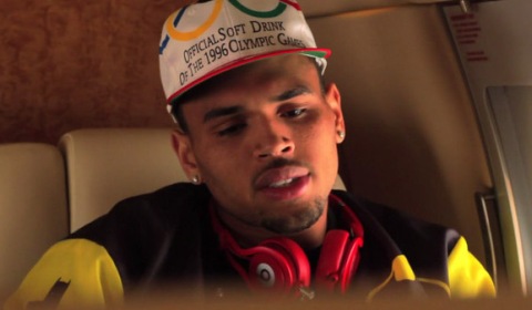 Indege ya Chris Brown yari imuhitanye ihita igwa (landing) byihuse nyuma y'ikibazo cya tekiniki